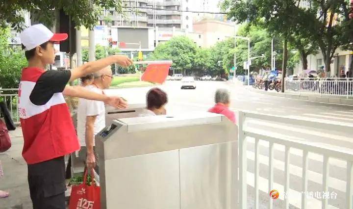 志愿涪陵丨志愿红扮靓涪陵城 志愿服务蔚然成风|志愿涪陵丨志愿红扮靓涪陵城 志愿服务蔚然成风