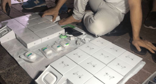 何子|夜探华强北“鬼市”：为何子夜开门拂晓散场？