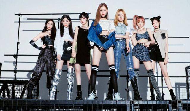 少女|硬糖少女9月行程都是集体行动，哇唧唧哇是真的擅长打造团魂