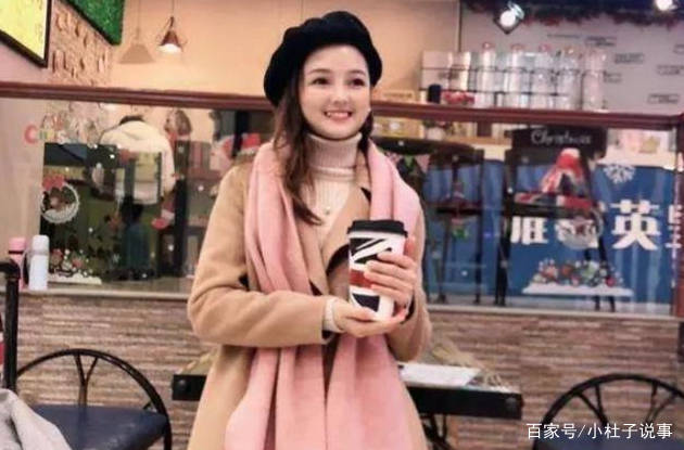 富豪|1米35少女外出打工，被称“最美袖珍女孩”，因长太美被富豪狂追