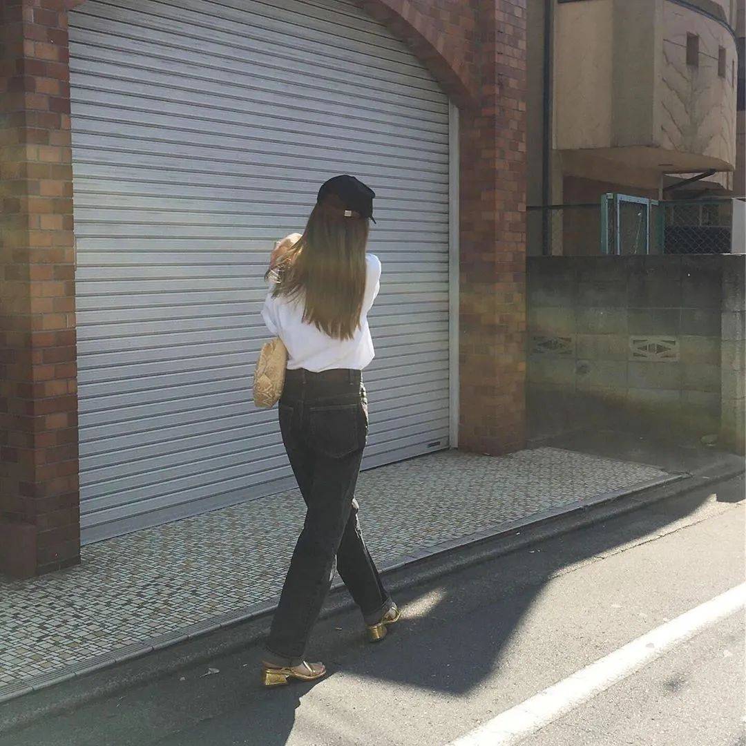 李子柒|36岁坚持不结婚，她一个人活得很漂亮。韩国“城市李子柒”独居日常走红ins