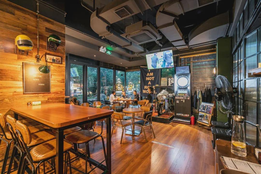 上海|愚园路明星聚集地,@黄觉 就能喝酒!