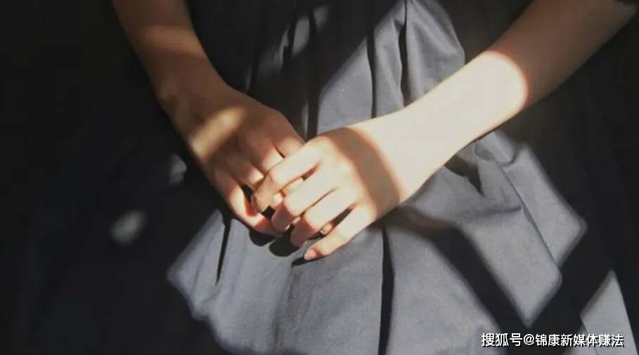 改变自己是神改变别人是神经病深度好文 94c3eeb1161941af91921077824bbea6.jpeg