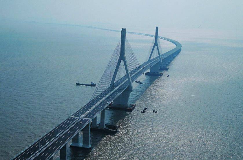 中国第一座真正的跨海大桥,长30多公里,气势不逊色于杭州湾大桥_手机