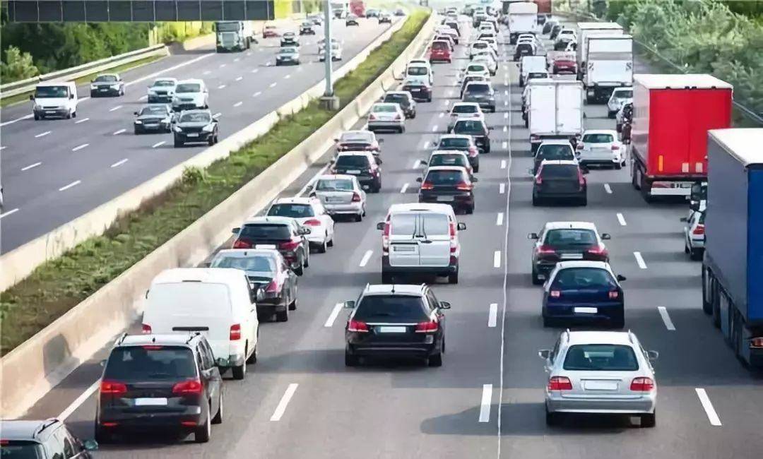 国道收费一公里多少钱 c60ab9095b9d487bb3cc1f58c5d57b57.jpeg