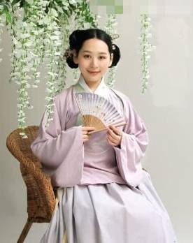 米转|“汉服转圈”尽显美感，12米转好似仙女下凡，网友：上天好嗨哟