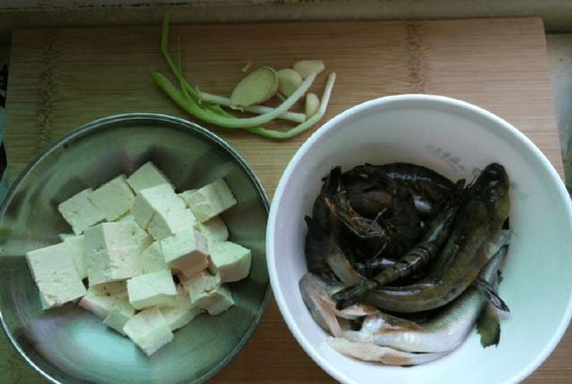 炖豆腐能放醋吗 6b6ca43f42094f5bb78c9157e7d0087a.png