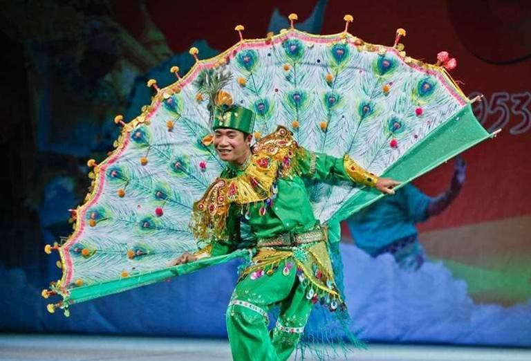 百变孔雀舞:70年前享誉海内外的舞姿,当今傣族人也会感到陌生