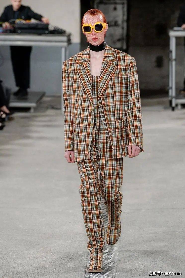 Prada|时尚“纪检委” ｜ Fashion警察Diet Prada不来认识一下吗？