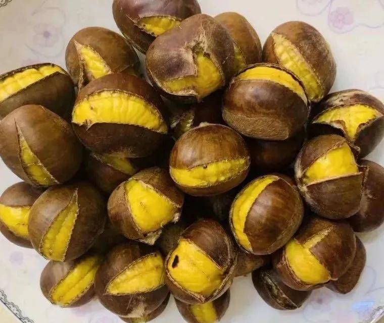 怎么样自己在家炒煎栗子 71fdb28a56904f56b8af80b1960adbaa.jpeg