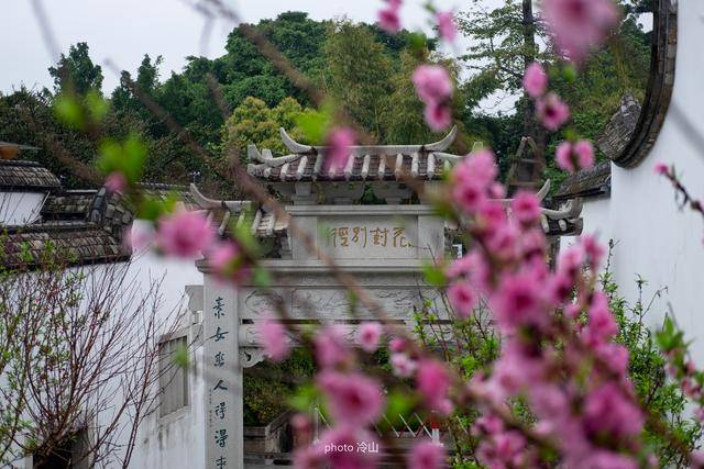 山南市有多少人口_西藏山南市图片