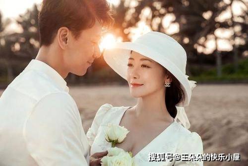 各个年龄段的爱情 0cc5058abaf4422f9f90f0fdd3efd2cf.jpeg