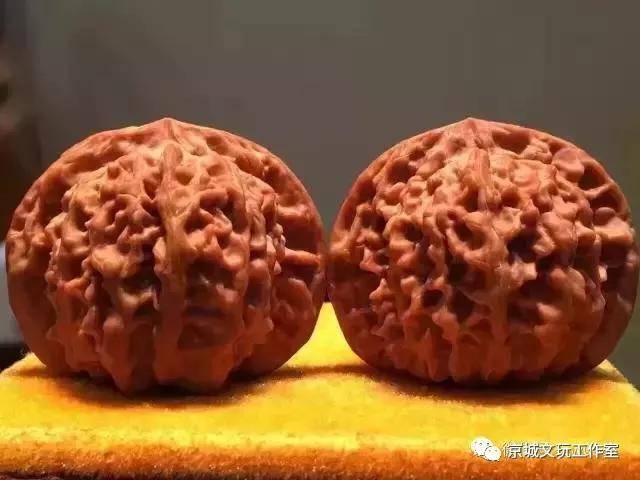 文玩核桃|品相决定了文玩核桃的价值，那你知道什么叫做品相么？