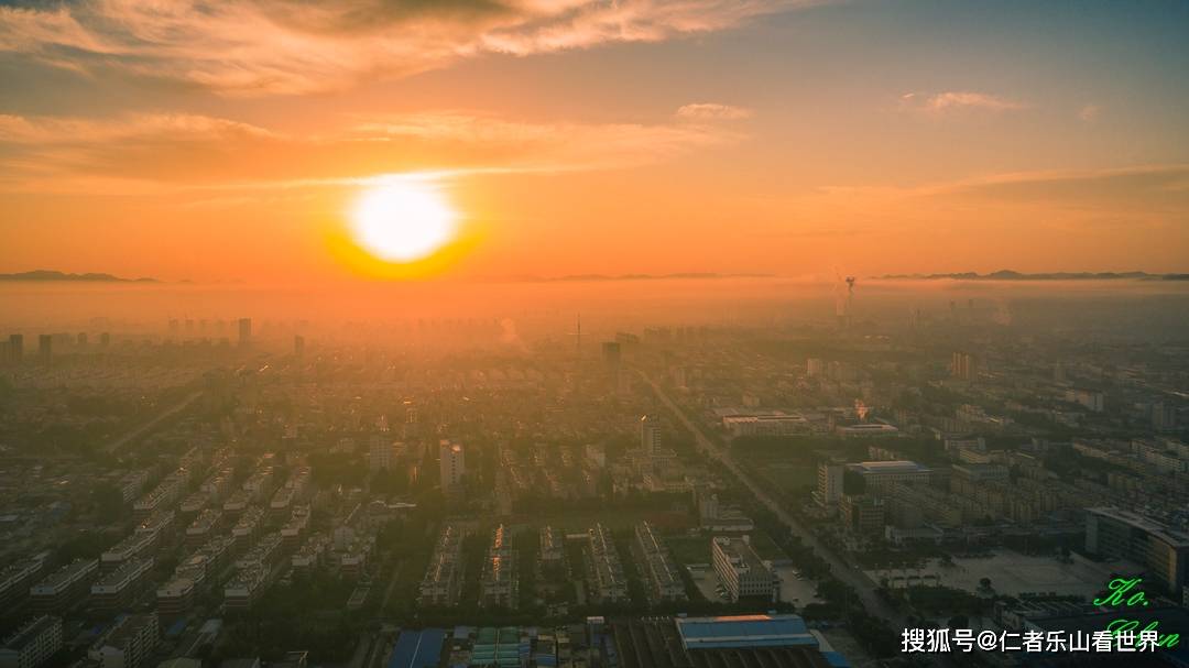 到了当下,科技虽有了巨大地进步和发展,但朝升暮落,东升西降,生生不息