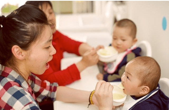 营养|这4种看似营养的辅食不能碰，容易影响孩子健康宝宝在2岁前