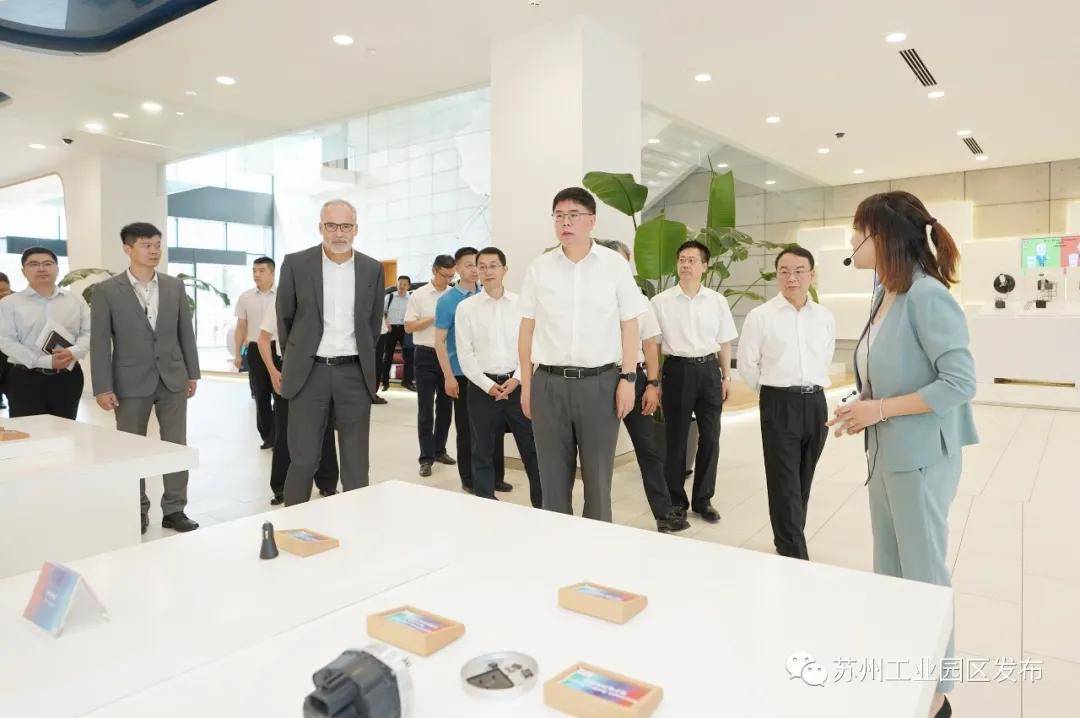 今天海关总署来园区调研