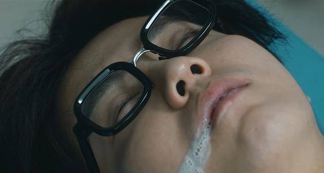 夏天|鹿晗、AB靠悬疑剧逆转？流量的危机觉醒路上，他们才摸到小手指