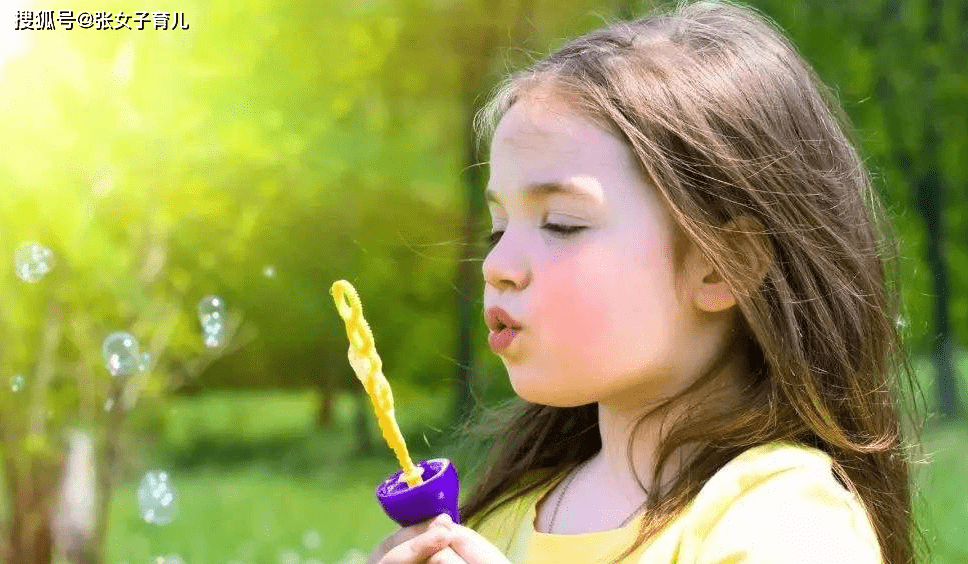 皮肤|不用护肤的都是在坑娃!秋季宝宝皮肤该如何护理呢说宝宝皮肤好