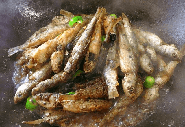 吃什么鱼可以补铁 bf52fd9a45b54e7b9434ced3094ac37c.png