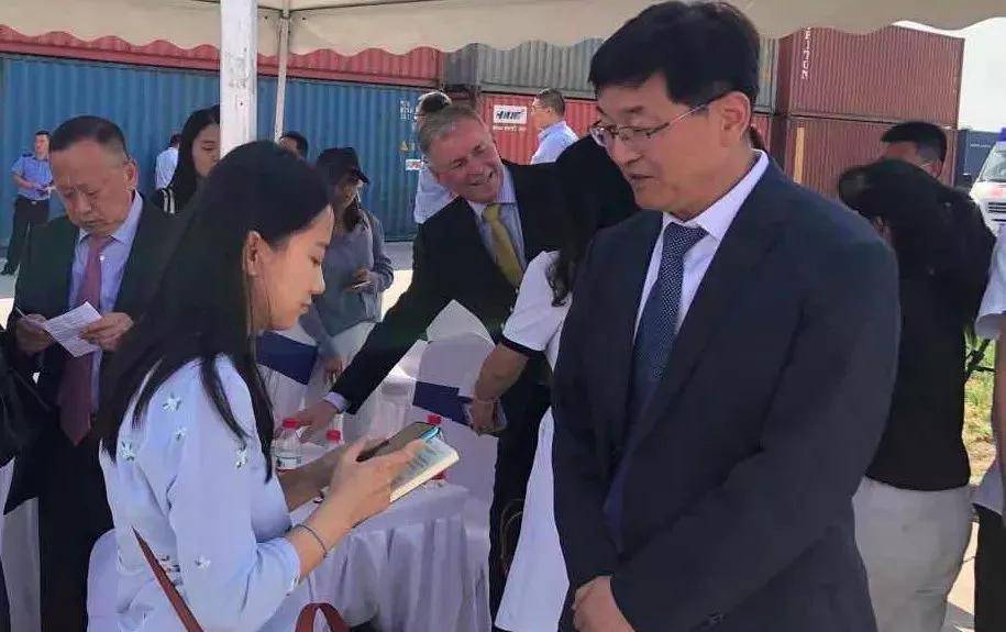 精班|首列兰精班列抵达，架起国际贸易快车道