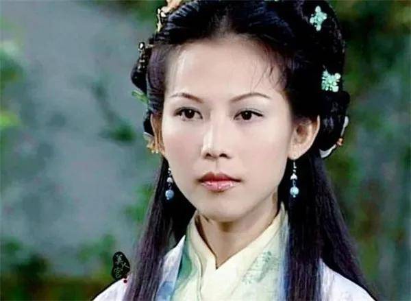 人中|向佐这个强大的长相洼地，真让人担心郭碧婷孩子的颜值