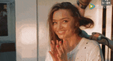 袁姗姗|Lisa没有刘海像变了一个人？辛芷蕾袁姗姗换发型更是堪比整容