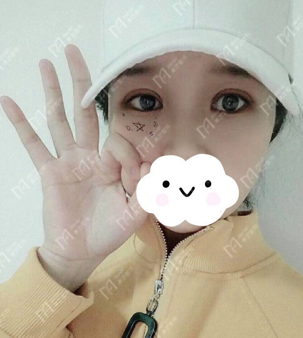 用什么做枕头对眼睛好 8ee2352870e54a8e9c443b9a6ea080a4.jpeg