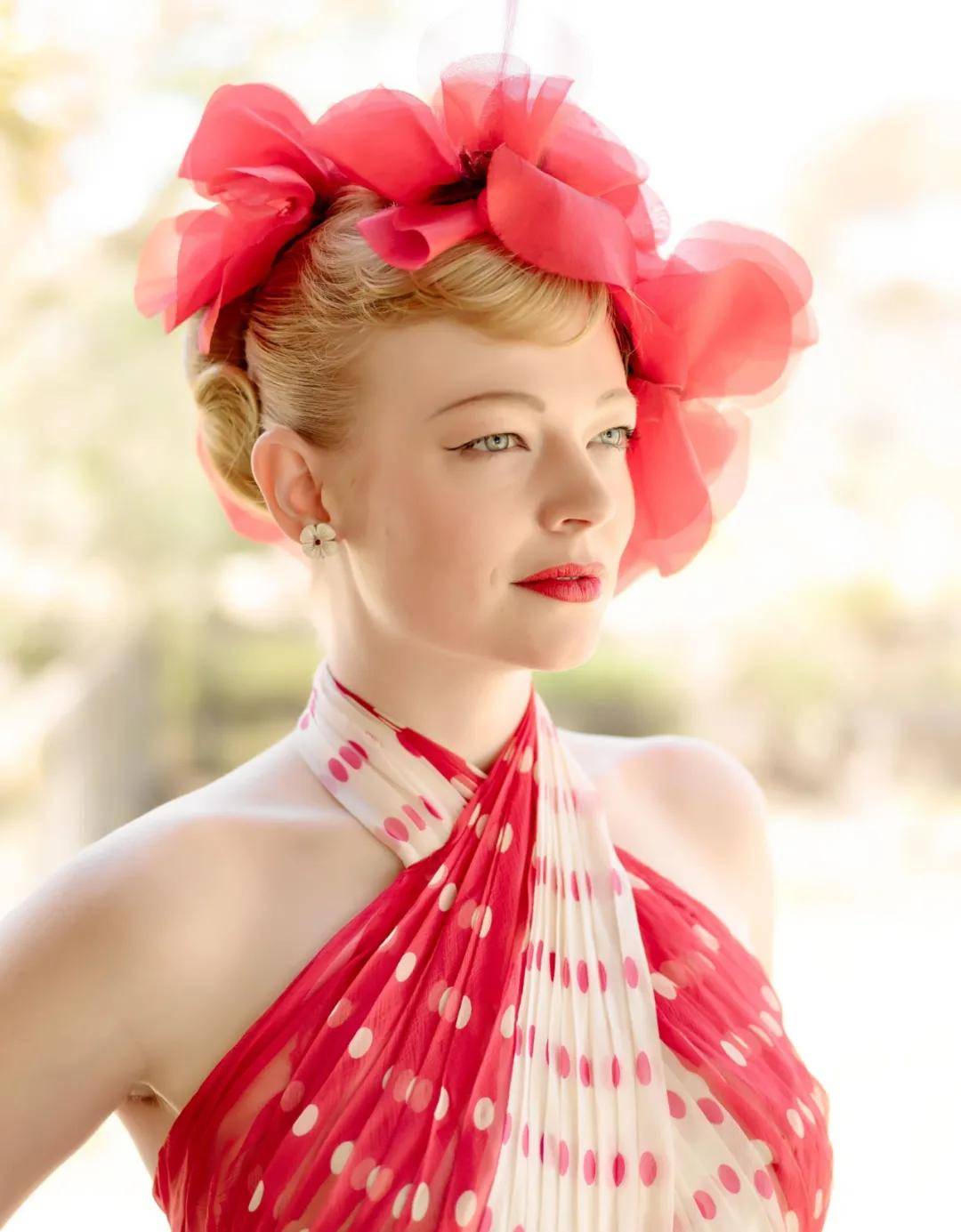 洋娃娃|澳洲版周迅、高级厌世脸2.0，被这未被发掘的美貌宝藏炸出来了