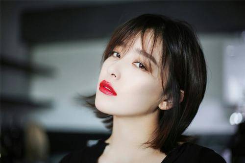 明星|张馨予发博晒美食，呼吁对女演员胖瘦不要太苛刻，你怎么看？