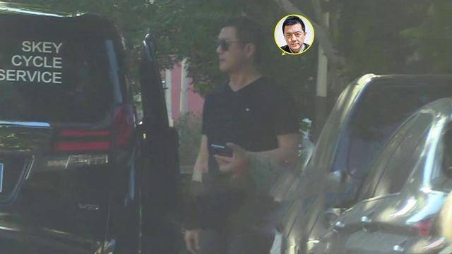 李亚鹏列为老赖餐厅生意惨淡,却现身4S店看千万豪车