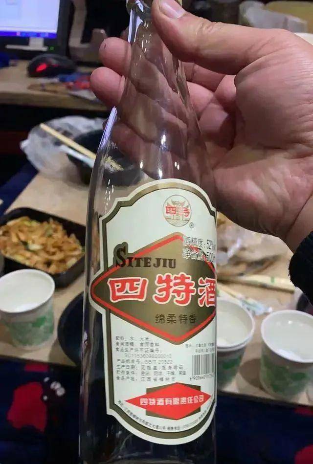 白酒|口感好质量优，关键价格在50元内！老百姓买不起名酒喝？试试5款