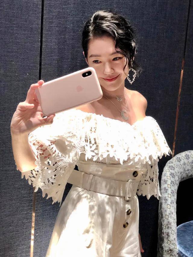 演妈|大小S近照曝光，小S瘦十斤皮肤好紧，大S真的可以去演妈的状态