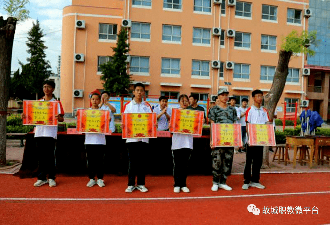 衡水市故城职教中心:新起点在军训中扬帆起航,新征程在奋进中乘风破浪