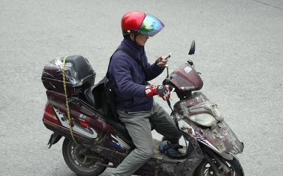 自己怎么买摩托车 5526e02d5003466db9714534687e5b13.jpeg