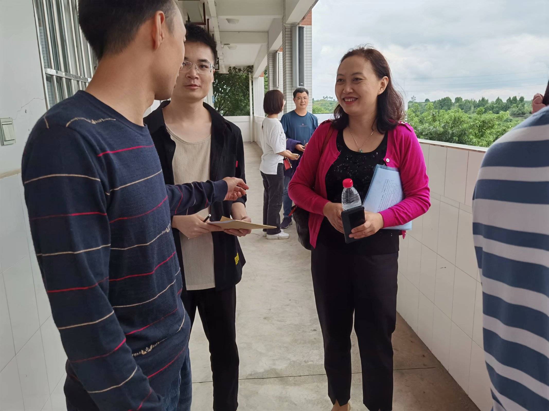 消息资讯|两校联谊----记资阳市雁江区丰裕高级中学迎内江师院实习生