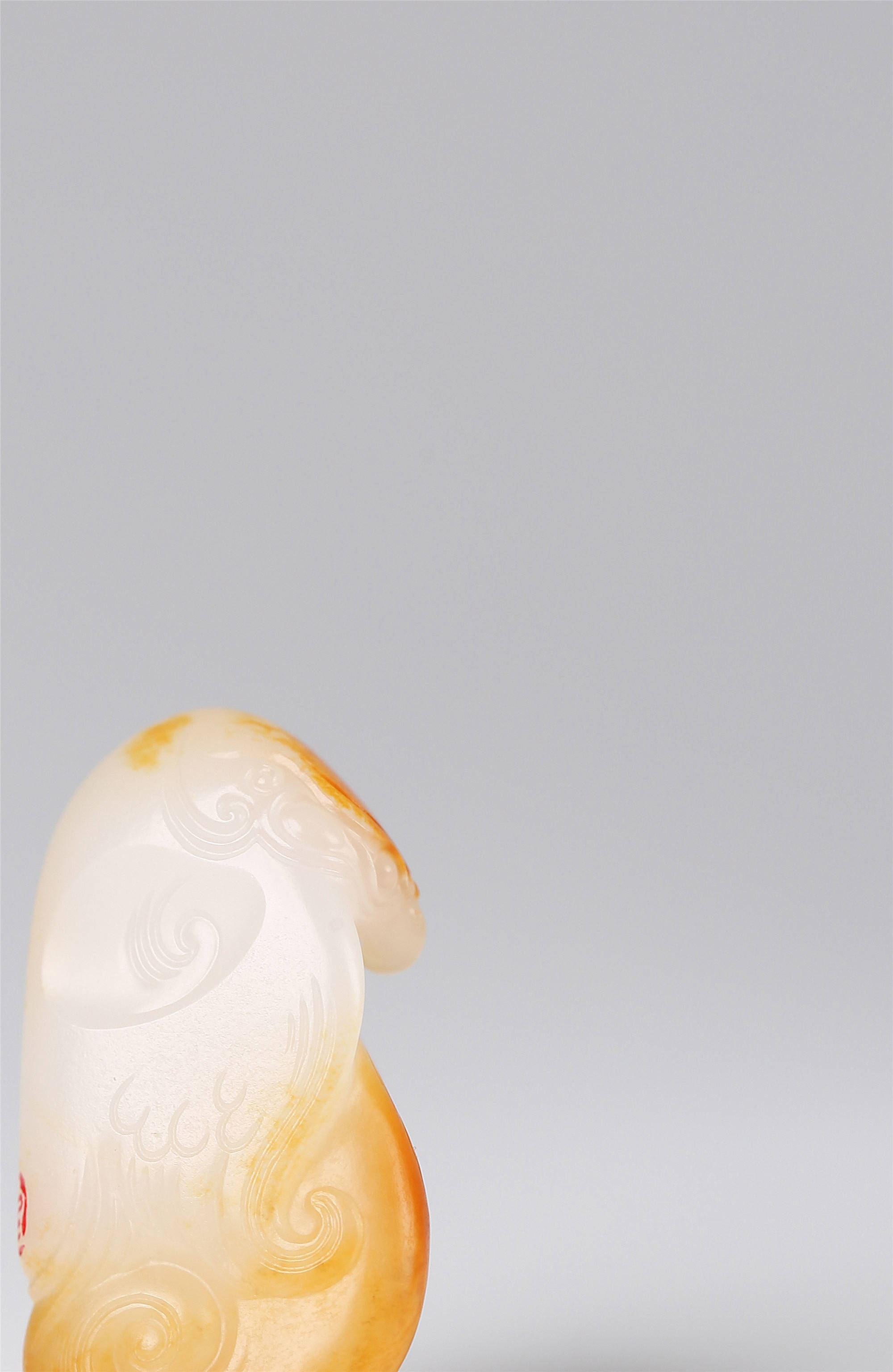 豆中强老师的玉雕作品—鹰(重生)