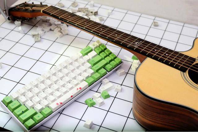 键盘|不只是性价比和无线双模，高斯键盘配色盘点