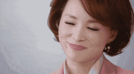 董卿|52岁的杨澜和46岁的董卿:活得漂亮的女人,应该是什么样的?