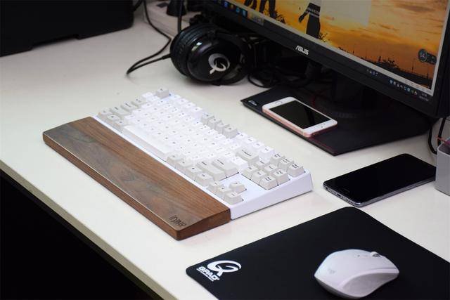 键盘|不只是性价比和无线双模，高斯键盘配色盘点