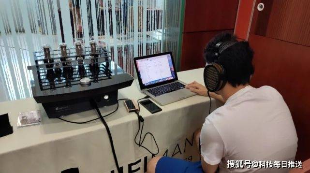 HiFiMAN|30万的耳机，听起来什么感觉？