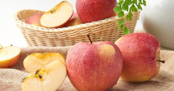 苹果能不能蒸着吃 86d458b3929249c6970e4e41de2ea0bc.jpeg