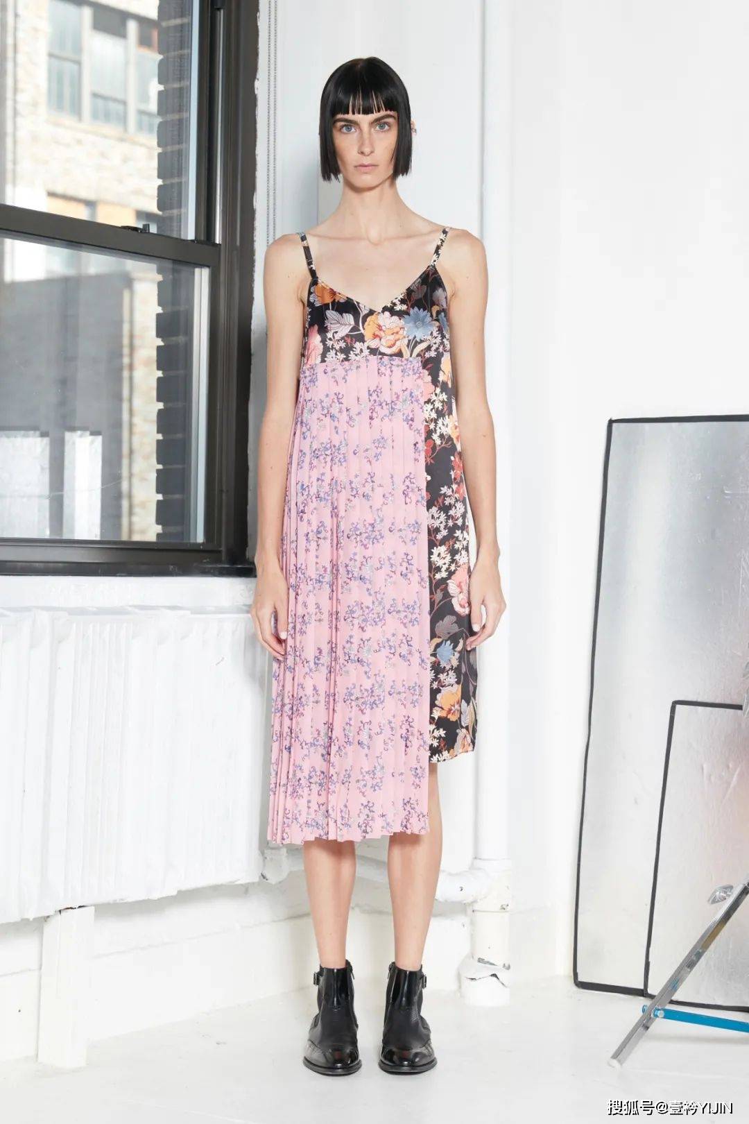 Xue|2021纽约时装周来啦！Xue Gao：是心动呀！睡衣+夹克就能快速完成今日穿搭