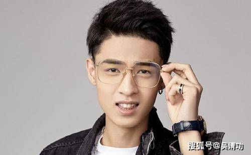 郭德纲|原创郭德纲的两个徒弟何九华、尚九熙疑似内讧，只为争“顶流”秦霄贤