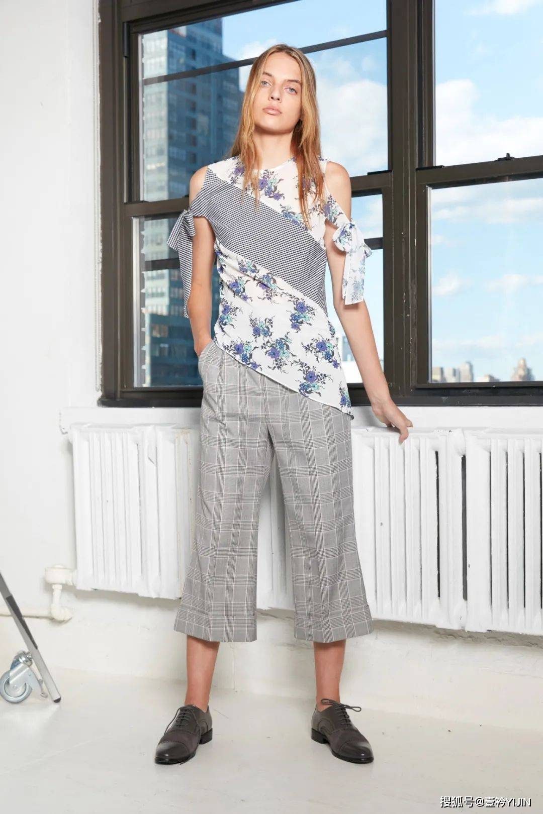 Xue|2021纽约时装周来啦！Xue Gao：是心动呀！睡衣+夹克就能快速完成今日穿搭