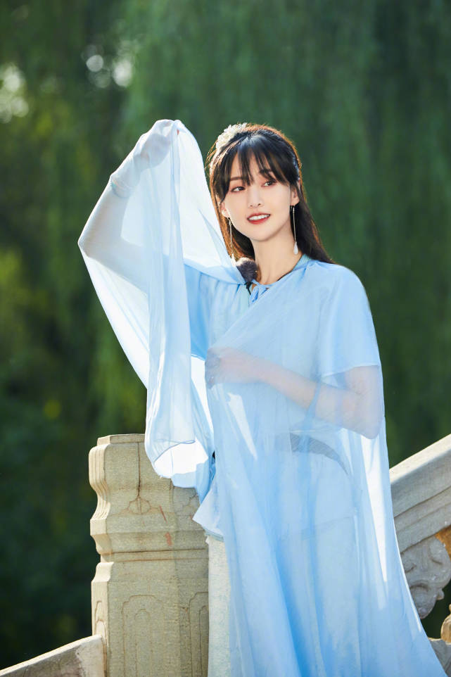 节目|原创郑爽官宣新综艺，粉丝不满，不想看她变成综艺咖