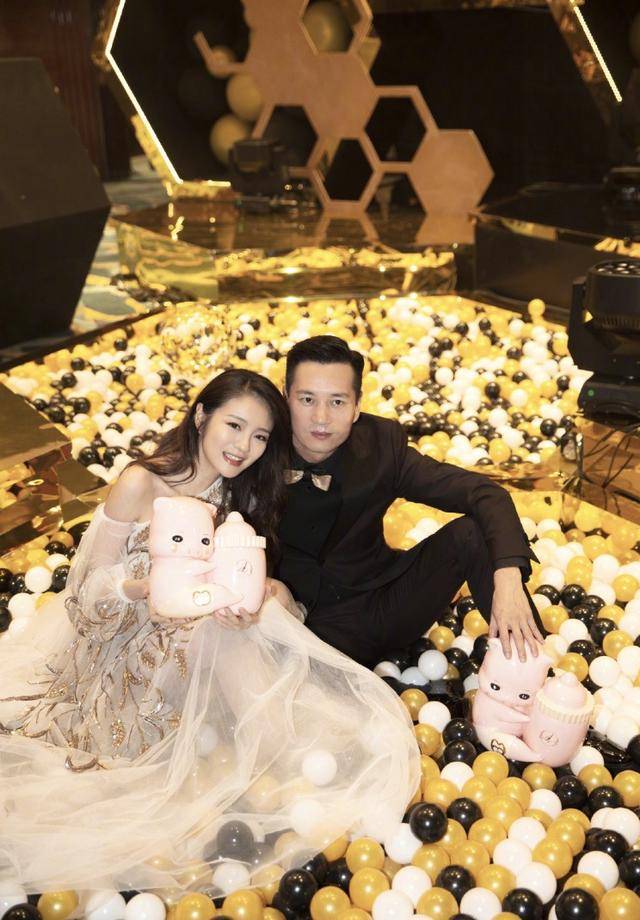 丈夫|原创二胎礼物？安以轩获赠丈夫股份，估值身价已超12亿