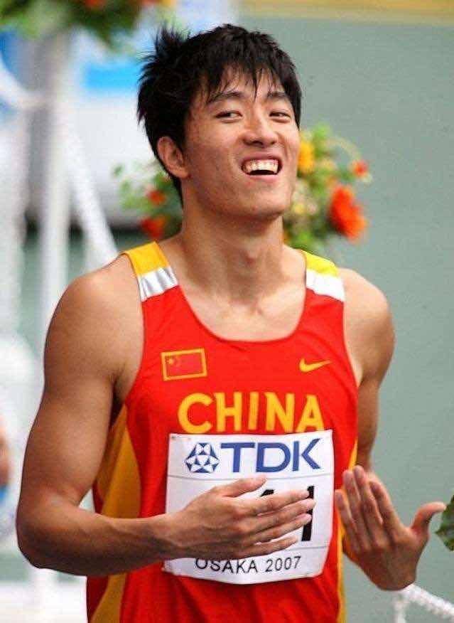 刘翔和小朋友一起录真人秀,状态似少年,无奈依旧被网友黑!