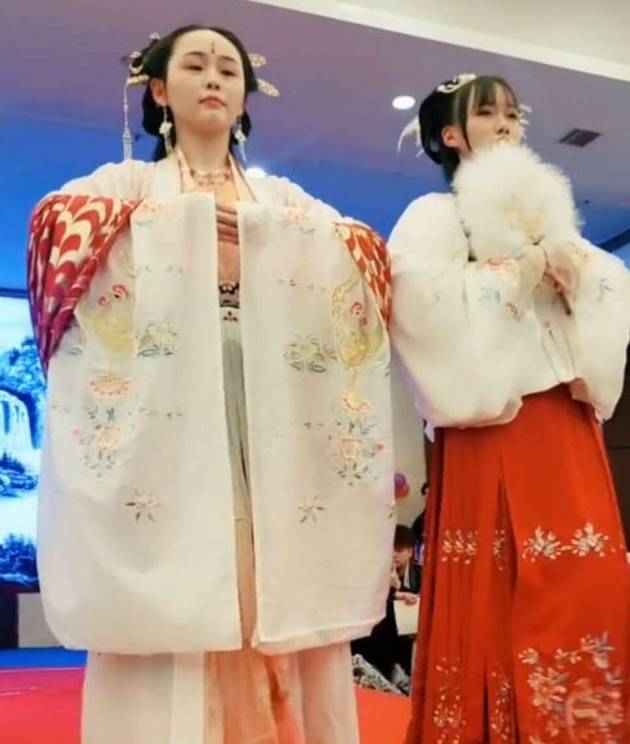 鲛人|国际秀场“百万汉服”什么样?我只认得鲛人泪,长孙皇后艳压全场