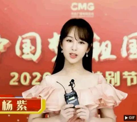 央视镜头下女明星比美：李沁自然杨颖绝美，杨