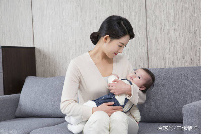 软绵绵|你会抱吗？新手妈妈必修课：软绵绵的新生宝宝